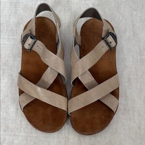Chaco Tan Strappy Sandals with Brown footbed 8